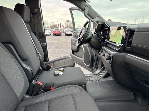 Certified 2024 Chevrolet Silverado 2500 LT image 35