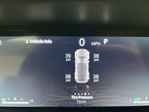 New 2025 Jeep Grand Cherokee Altitude AWD/4WD image 37