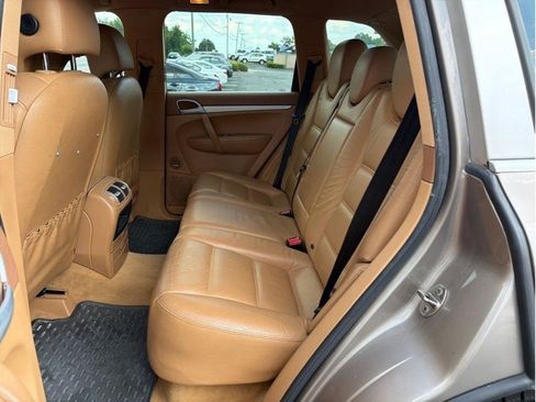 Used 2005 Porsche Cayenne S AWD/4WD image 11