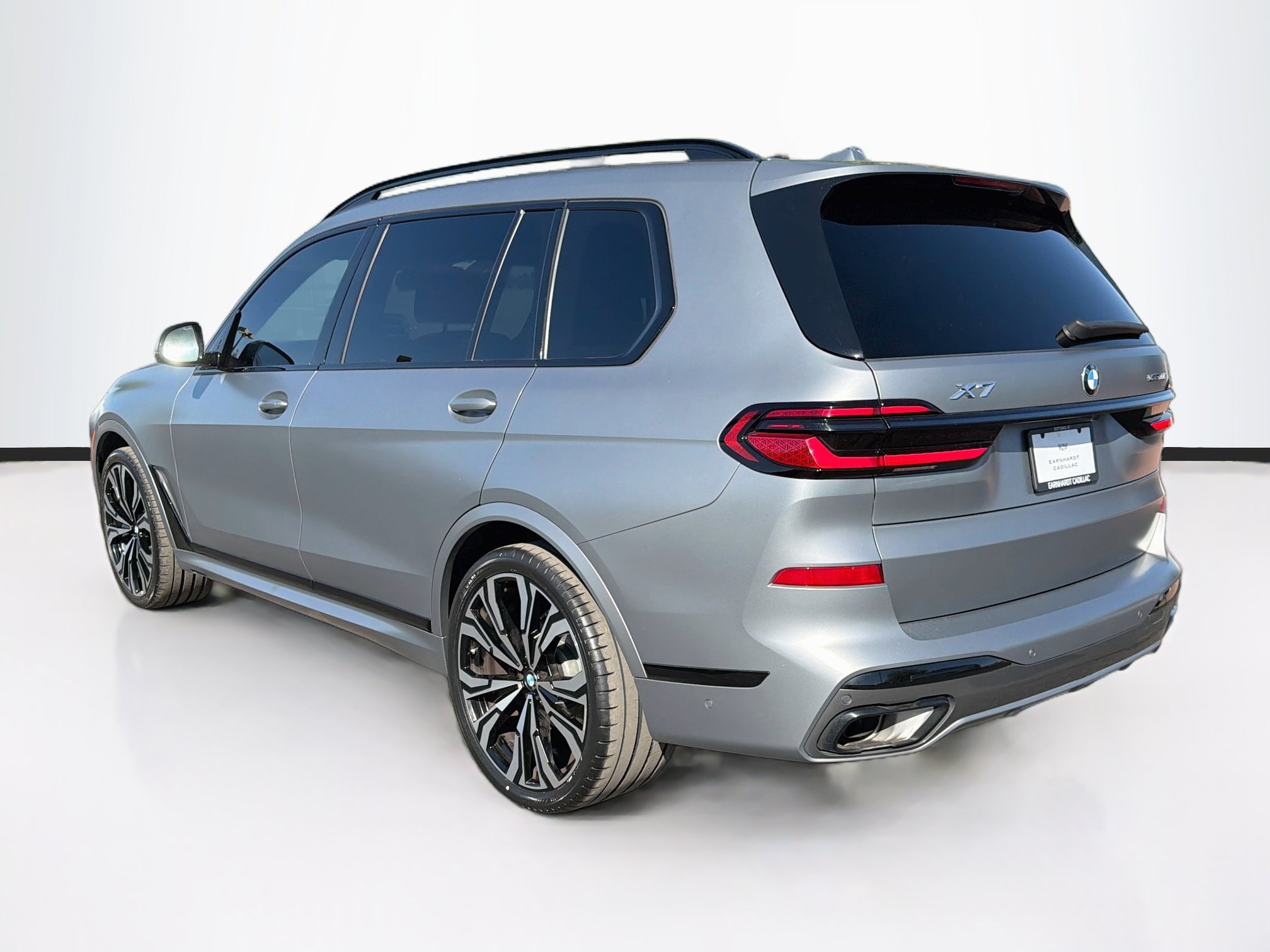 Used 2024 BMW X7 xDrive40i w/ Executive Package AWD/4WD image 7