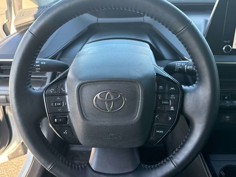 Used 2023 Toyota Prius XLE image 27