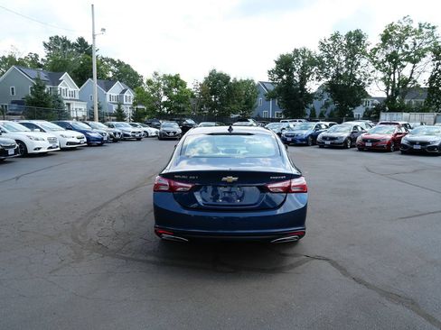 Used 2022 Chevrolet Malibu Premier FWD image 4