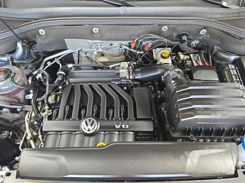 Certified 2023 Volkswagen Atlas SE w/ Panoramic Sunroof Package FWD image 32