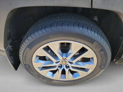 Used 2025 Toyota RAV4 XLE Premium image 11