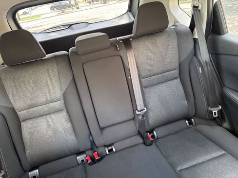 Used 2025 Nissan Rogue SV FWD image 32
