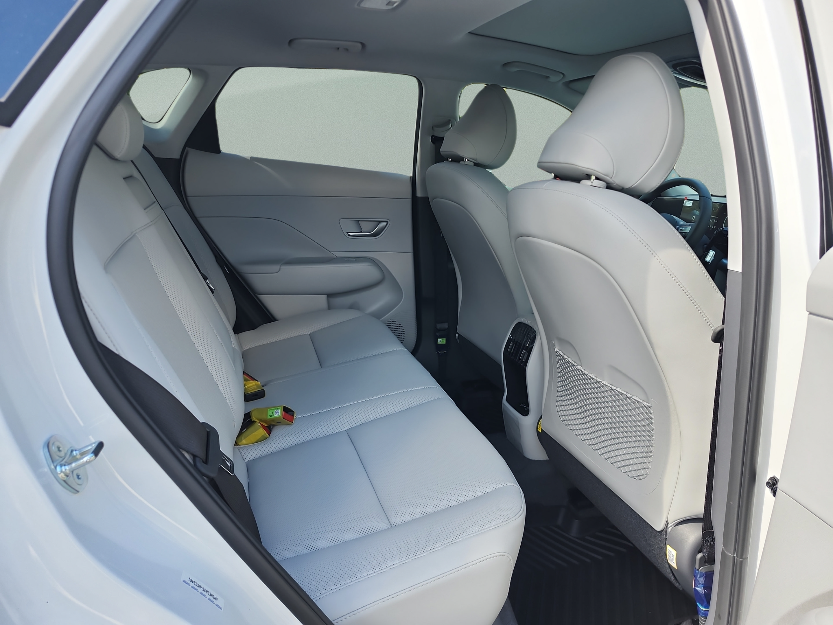 New 2027 Hyundai Kona Limited FWD image 16
