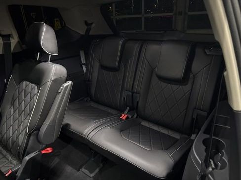 Used 2025 Volkswagen Atlas SEL Premium R-Line image 31