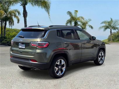 Used 2018 Jeep Compass Limited w/ Navigation Group