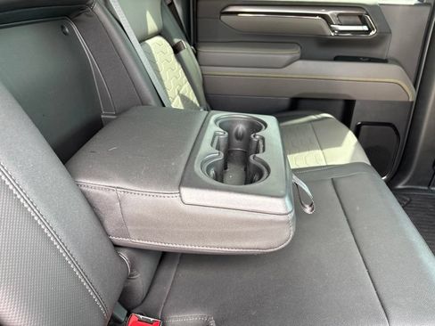 Used 2024 Chevrolet Silverado 2500 ZR2 w/ Technology Package AWD/4WD image 45
