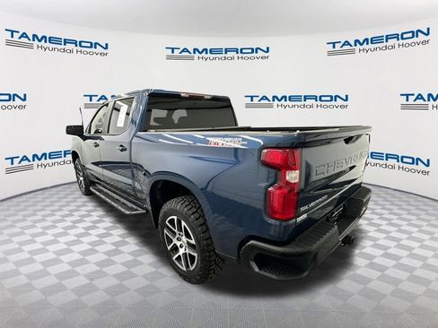Used 2019 Chevrolet Silverado 1500 LT Trail Boss w/ Convenience Package AWD/4WD image 3
