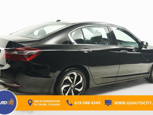 Used 2017 Honda Accord EX-L image 6
