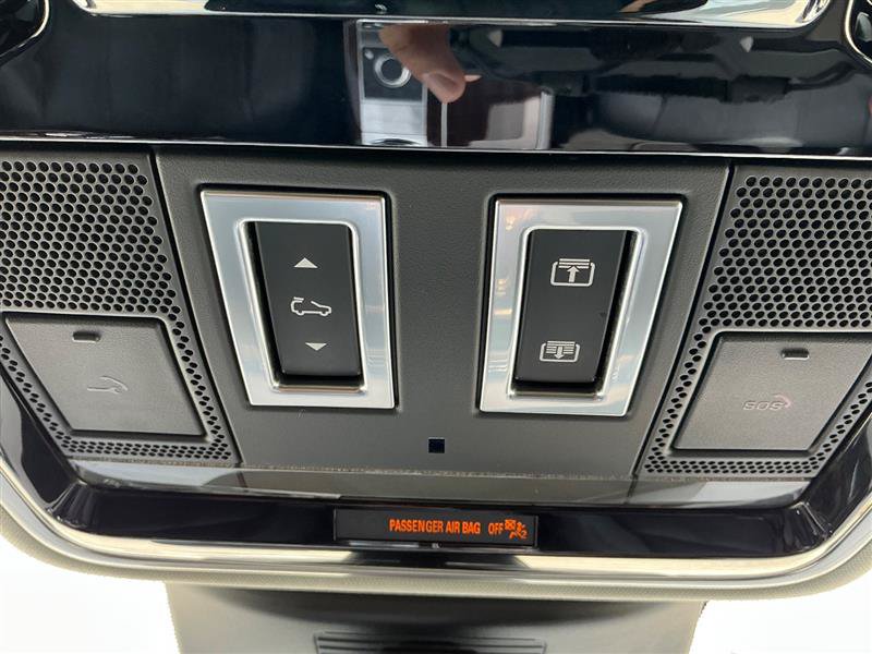Used 2017 Land Rover Range Rover HSE AWD/4WD image 51
