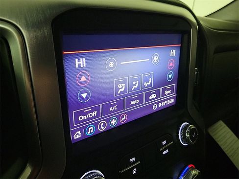 Used 2020 GMC Sierra 1500 SLT w/ SLT Premium Package image 18