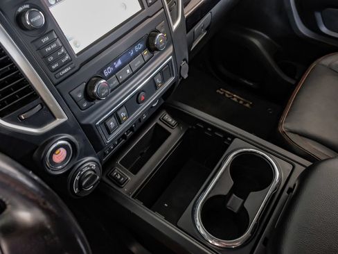 Used 2018 Nissan Titan SL w/ Midnight Edition AWD/4WD image 23