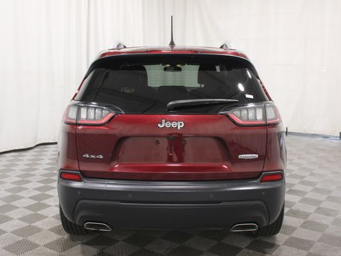 Used 2019 Jeep Cherokee Latitude Plus AWD/4WD image 25