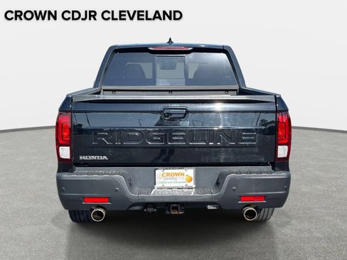 Used 2024 Honda Ridgeline Black Edition image 5
