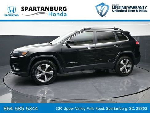 Used 2022 Jeep Cherokee Limited image 1