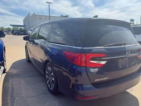 Used 2022 Honda Odyssey EX-L image 3