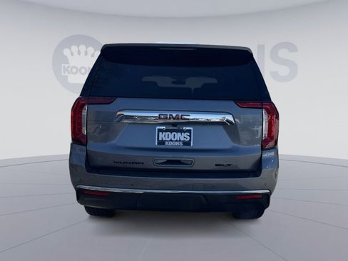 Used 2022 GMC Yukon SLT w/ SLT Premium Package image 5
