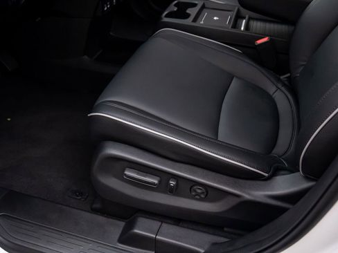 Certified 2026 Honda Odyssey Touring image 15