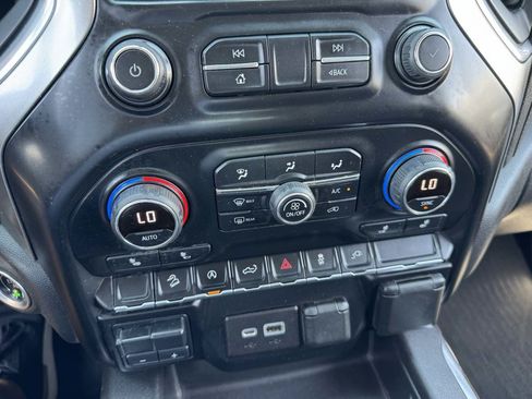 Used 2021 Chevrolet Silverado 1500 RST AWD/4WD image 32