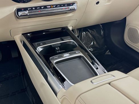 New 2026 Mercedes-Benz GLB 250 image 5