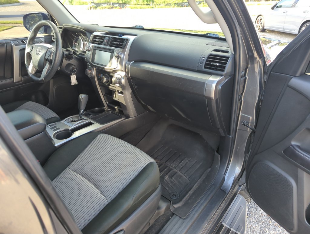 Used 2019 Toyota 4Runner SR5 RWD image 34
