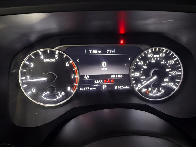 Used 2022 Nissan Rogue SV AWD/4WD image 18