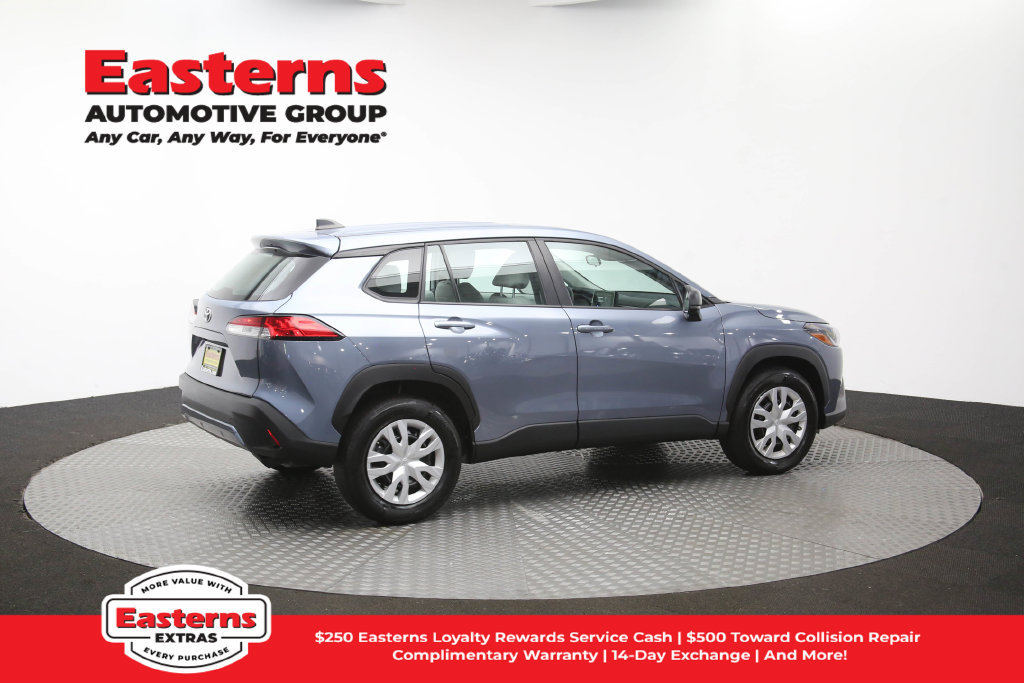 Used 2025 Toyota Corolla Cross L FWD image 42