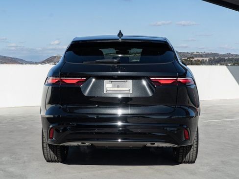 Used 2025 Jaguar F-PACE R-Dynamic S image 4