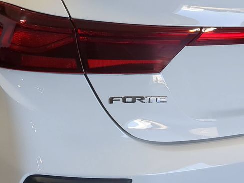 Used 2021 Kia Forte Sedan FWD image 16