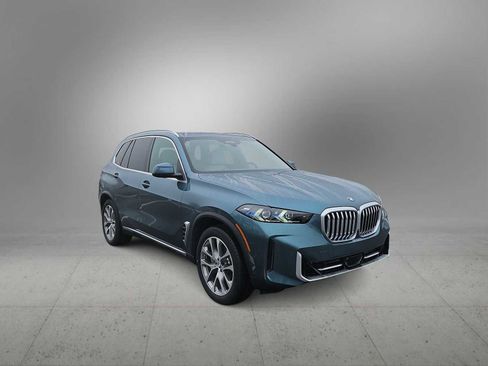 New 2026 BMW X5 xDrive40i image 2
