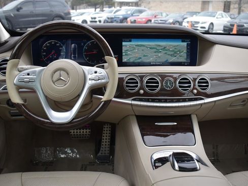 Used 2019 Mercedes-Benz S 560 4MATIC Sedan image 15