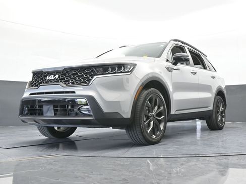 Used 2023 Kia Sorento X-Line EX image 57