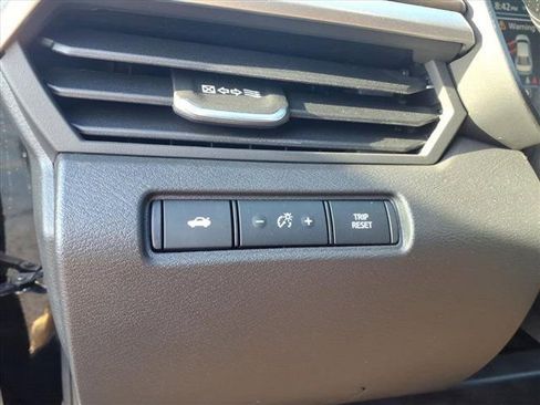 New 2025 Nissan Altima 2.5 SV w/ SV Special Edition Package image 19