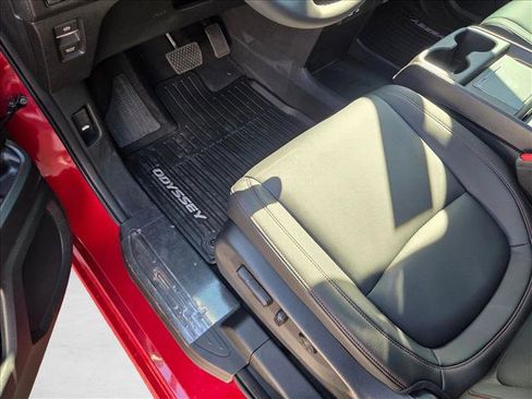New 2026 Honda Odyssey Sport-L image 4