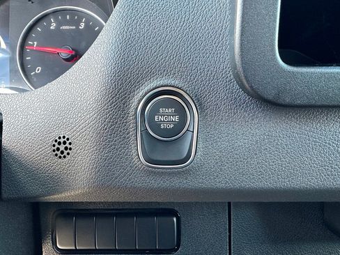 Used 2026 Mercedes-Benz Sprinter 2500 image 14