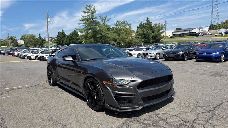 Used 2018 Ford Mustang GT RWD image 3