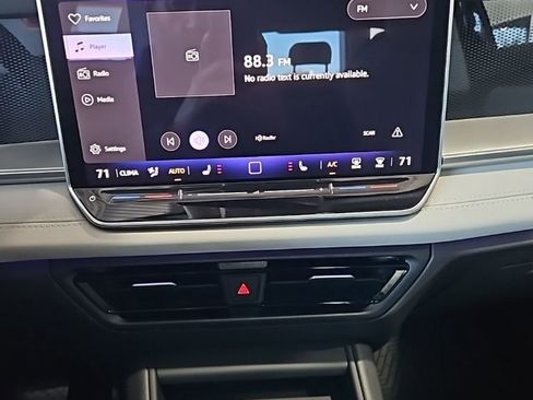 New 2026 Volkswagen Tiguan SE AWD/4WD image 31