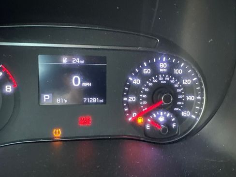 Used 2022 Kia Soul LX FWD image 13