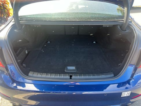 Used 2018 BMW 530e xDrive image 23