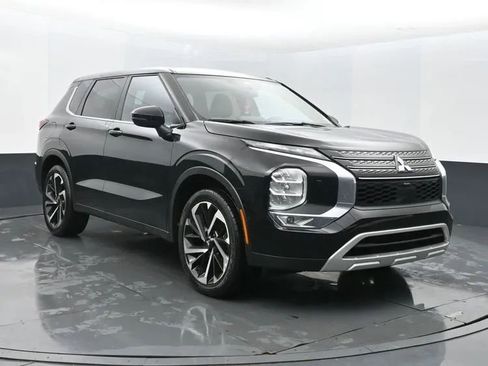 Used 2024 Mitsubishi Outlander Ralliart image 2