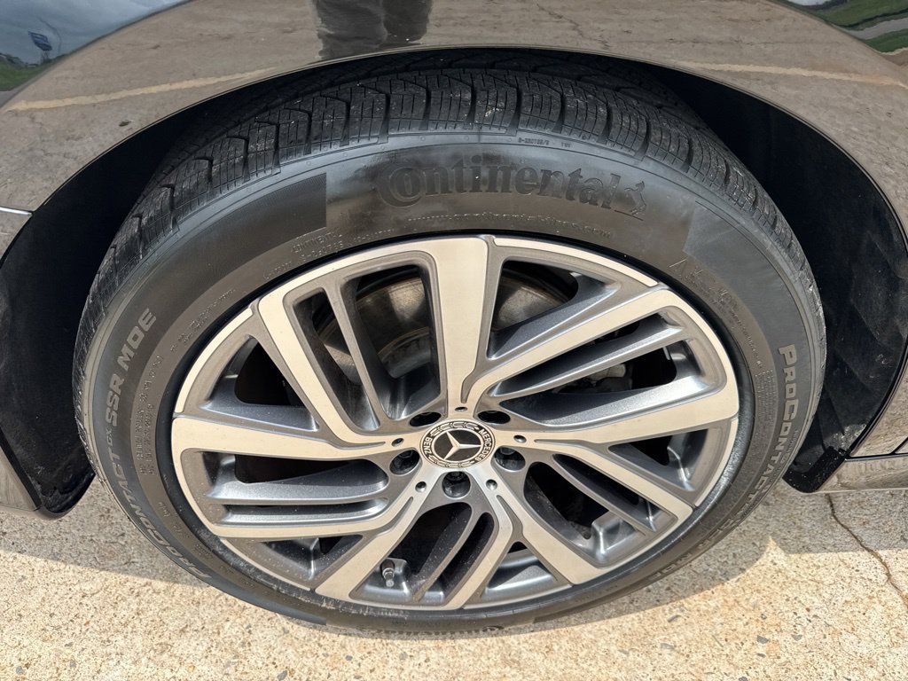 Used 2025 Mercedes-Benz E 350 Sedan w/ Winter Package image 43
