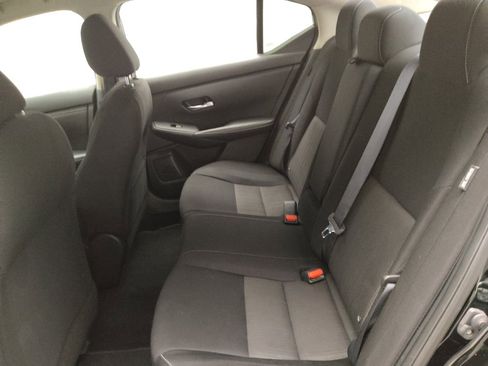 Used 2020 Nissan Sentra SV FWD image 18