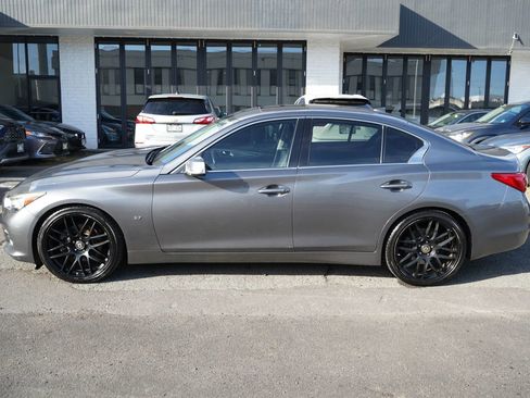 Used 2015 INFINITI Q50 Premium w/ Navigation Package RWD image 2