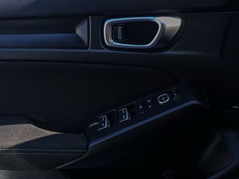 Used 2023 Honda Civic Sport image 23