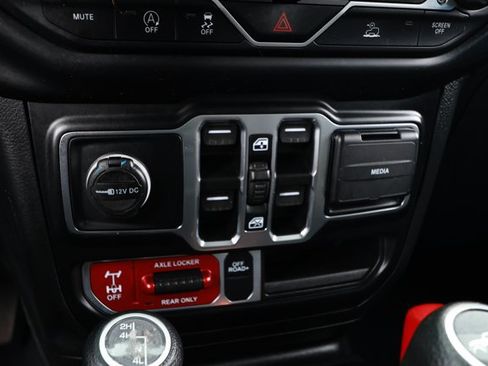 Used 2021 Jeep Gladiator Mojave AWD/4WD image 20