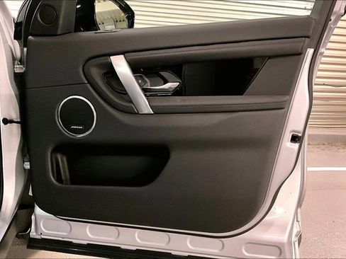 Certified 2025 Land Rover Discovery Sport S image 27