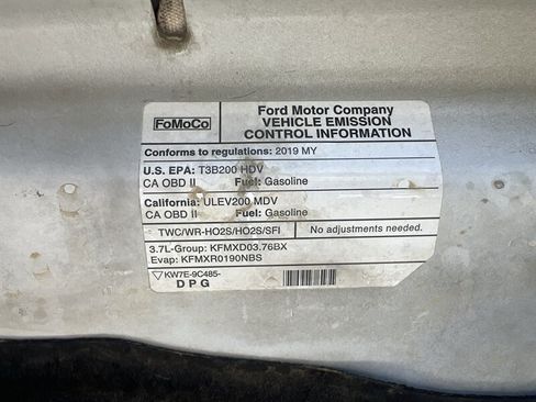 Used 2019 Ford Transit 250 148 Medium Roof w/ Interior Upgrade Package RWD image 18