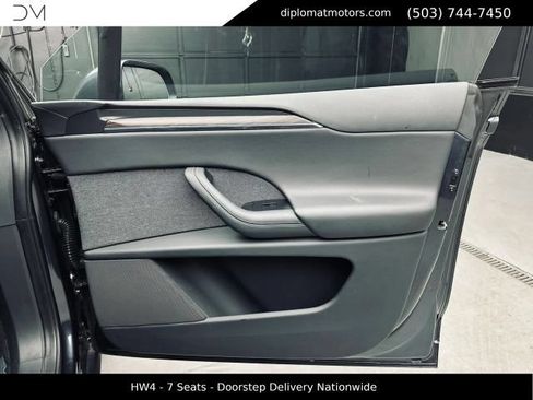 Used 2024 Tesla Model X AWD/4WD image 30